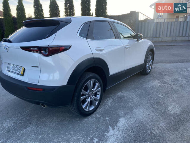 Белый Мазда CX-30, объемом двигателя 2.5 л и пробегом 97 тыс. км за 15750 $, фото 13 на Automoto.ua