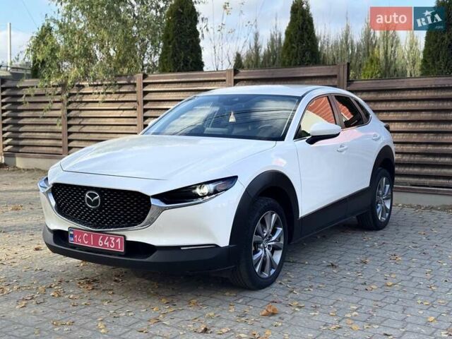 Белый Мазда CX-30, объемом двигателя 2.5 л и пробегом 59 тыс. км за 17900 $, фото 1 на Automoto.ua
