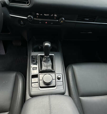 Белый Мазда CX-30, объемом двигателя 2.49 л и пробегом 31 тыс. км за 23500 $, фото 29 на Automoto.ua