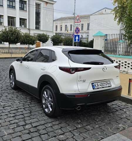 Белый Мазда CX-30, объемом двигателя 2 л и пробегом 55 тыс. км за 26500 $, фото 16 на Automoto.ua