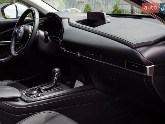 Белый Мазда CX-30, объемом двигателя 2.5 л и пробегом 14 тыс. км за 22900 $, фото 25 на Automoto.ua