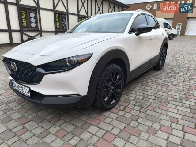 Белый Мазда CX-30, объемом двигателя 2.49 л и пробегом 29 тыс. км за 21400 $, фото 3 на Automoto.ua