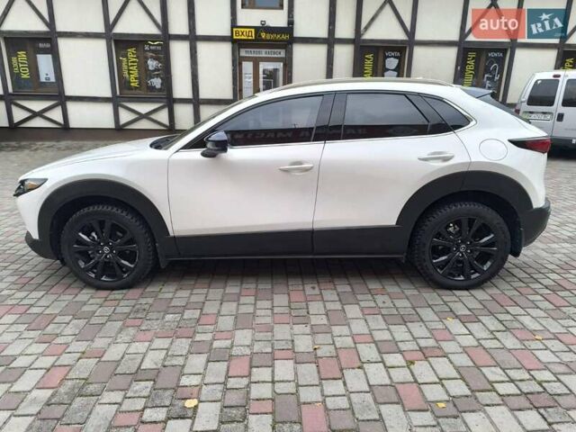 Белый Мазда CX-30, объемом двигателя 2.49 л и пробегом 29 тыс. км за 21400 $, фото 9 на Automoto.ua