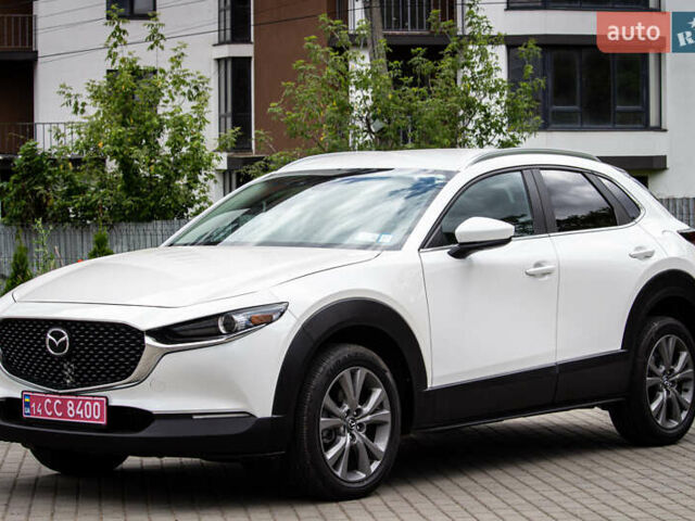 Белый Мазда CX-30, объемом двигателя 2.5 л и пробегом 14 тыс. км за 22900 $, фото 7 на Automoto.ua