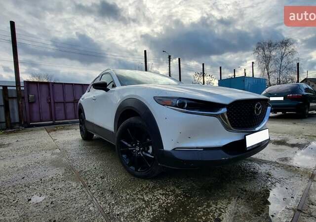 Білий Мазда CX-30, об'ємом двигуна 2.49 л та пробігом 46 тис. км за 26000 $, фото 1 на Automoto.ua