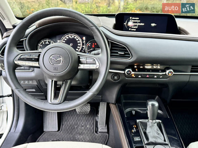 Белый Мазда CX-30, объемом двигателя 2.5 л и пробегом 49 тыс. км за 19900 $, фото 29 на Automoto.ua