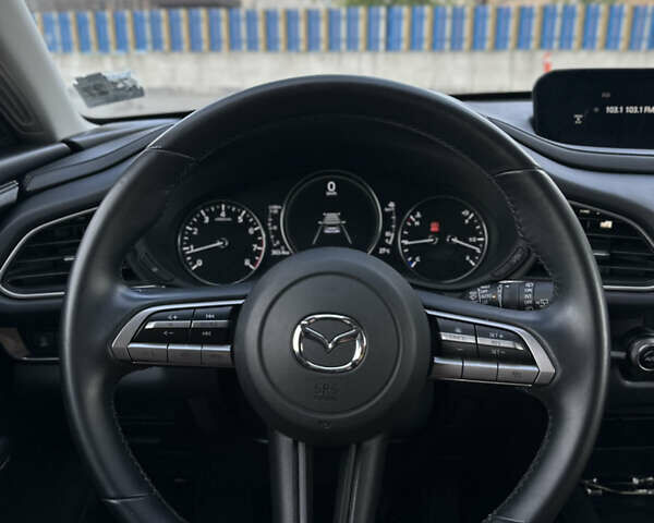 Белый Мазда CX-30, объемом двигателя 2.5 л и пробегом 31 тыс. км за 20800 $, фото 10 на Automoto.ua