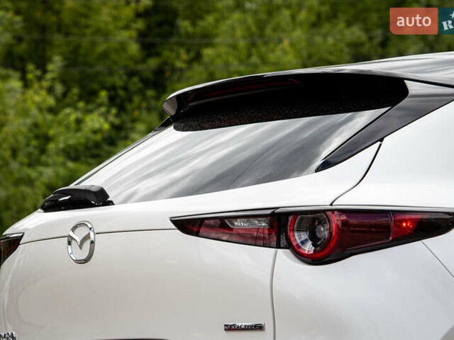 Белый Мазда CX-30, объемом двигателя 2.5 л и пробегом 14 тыс. км за 22900 $, фото 19 на Automoto.ua