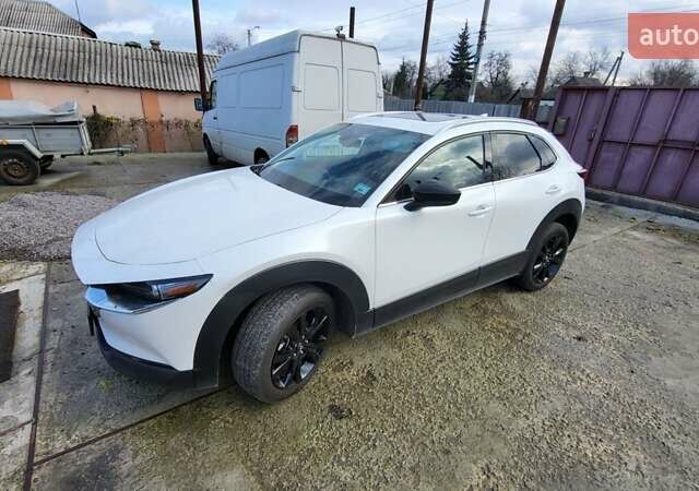 Білий Мазда CX-30, об'ємом двигуна 2.49 л та пробігом 46 тис. км за 26000 $, фото 4 на Automoto.ua