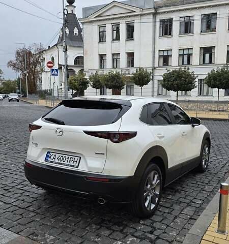Белый Мазда CX-30, объемом двигателя 2 л и пробегом 55 тыс. км за 26500 $, фото 15 на Automoto.ua