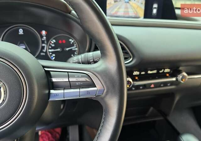 Белый Мазда CX-30, объемом двигателя 2 л и пробегом 55 тыс. км за 26500 $, фото 38 на Automoto.ua