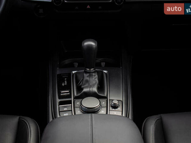 Белый Мазда CX-30, объемом двигателя 2.5 л и пробегом 14 тыс. км за 22900 $, фото 37 на Automoto.ua