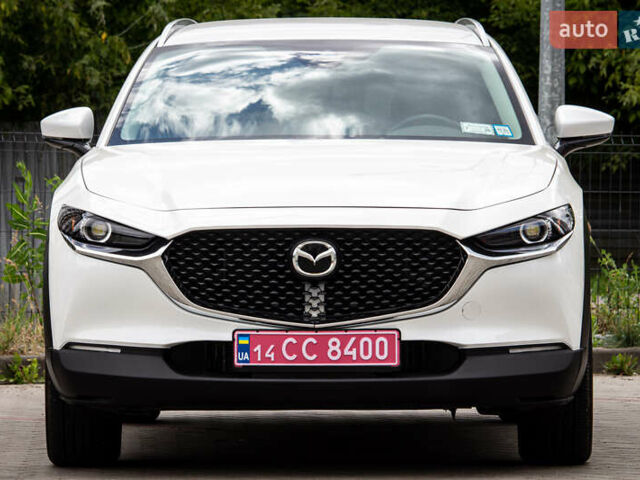 Белый Мазда CX-30, объемом двигателя 2.5 л и пробегом 14 тыс. км за 22900 $, фото 5 на Automoto.ua