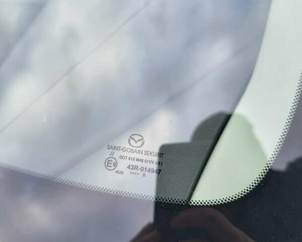 Белый Мазда CX-30, объемом двигателя 2.49 л и пробегом 29 тыс. км за 21400 $, фото 24 на Automoto.ua