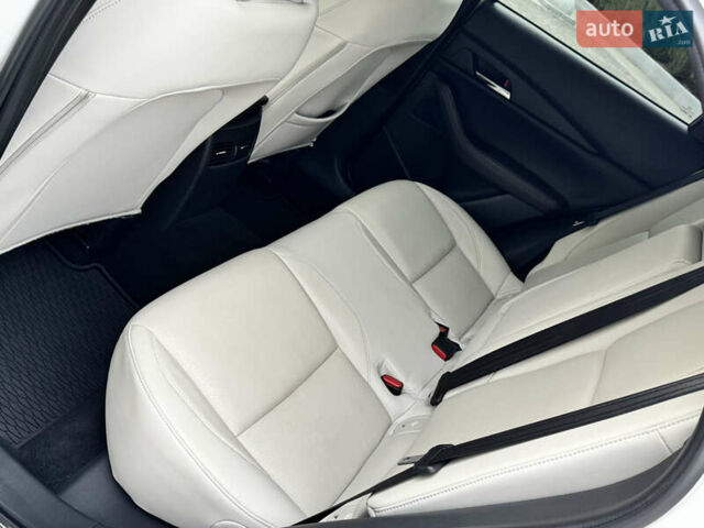 Белый Мазда CX-30, объемом двигателя 2.5 л и пробегом 49 тыс. км за 19900 $, фото 28 на Automoto.ua