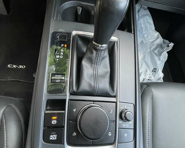 Белый Мазда CX-30, объемом двигателя 2.49 л и пробегом 31 тыс. км за 23500 $, фото 17 на Automoto.ua