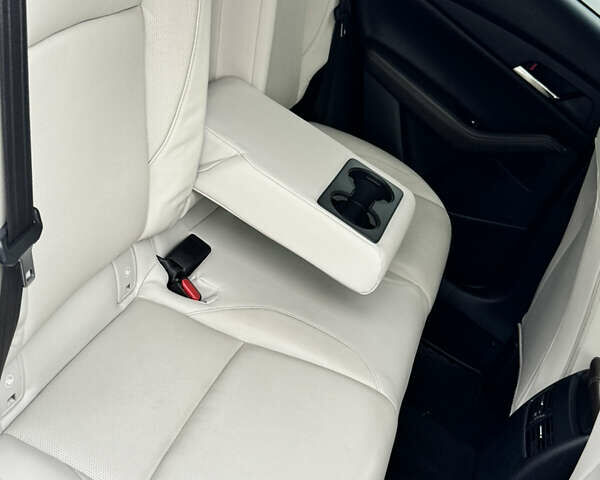 Белый Мазда CX-30, объемом двигателя 2.5 л и пробегом 49 тыс. км за 19900 $, фото 35 на Automoto.ua