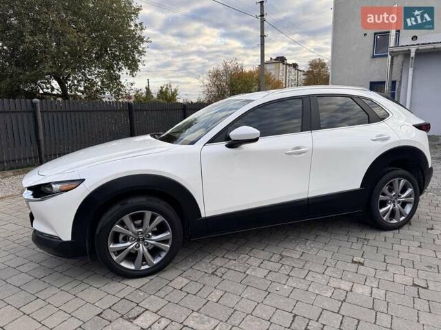 Белый Мазда CX-30, объемом двигателя 2.5 л и пробегом 50 тыс. км за 19400 $, фото 2 на Automoto.ua