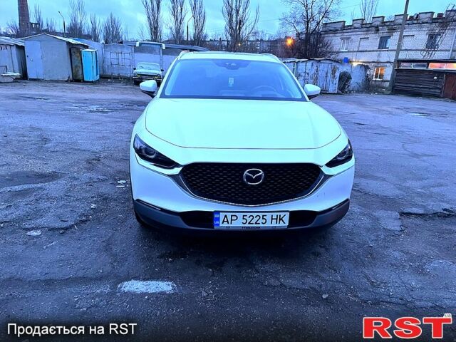 Белый Мазда CX-30, объемом двигателя 2.5 л и пробегом 15 тыс. км за 26300 $, фото 2 на Automoto.ua