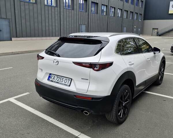 Белый Мазда CX-30, объемом двигателя 2.5 л и пробегом 9 тыс. км за 23900 $, фото 6 на Automoto.ua