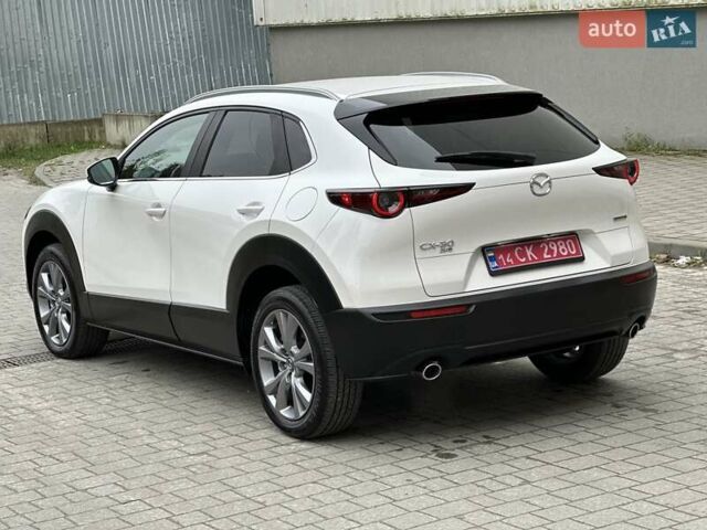 Белый Мазда CX-30, объемом двигателя 2.5 л и пробегом 33 тыс. км за 20900 $, фото 8 на Automoto.ua