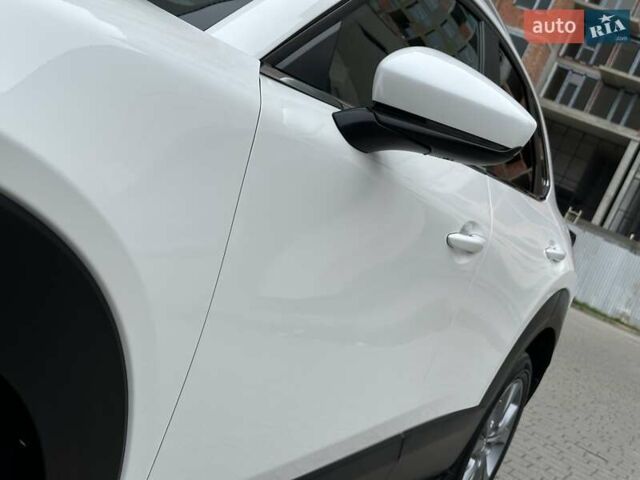 Белый Мазда CX-30, объемом двигателя 2.5 л и пробегом 33 тыс. км за 20900 $, фото 18 на Automoto.ua