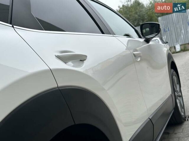 Белый Мазда CX-30, объемом двигателя 2.5 л и пробегом 33 тыс. км за 20900 $, фото 17 на Automoto.ua