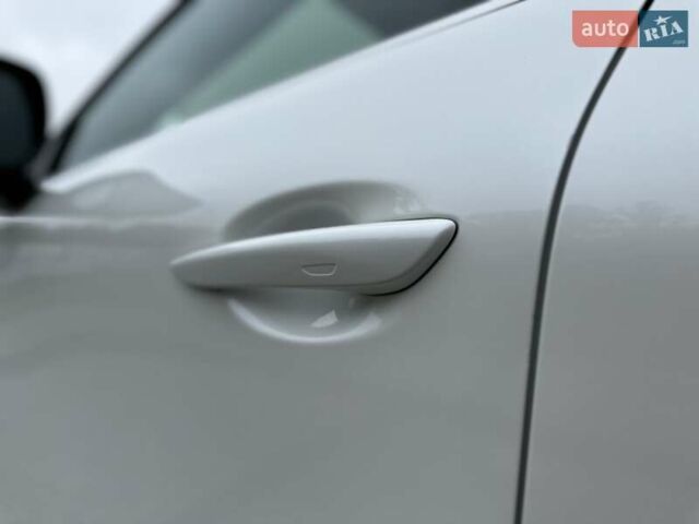 Белый Мазда CX-30, объемом двигателя 2.5 л и пробегом 33 тыс. км за 20900 $, фото 21 на Automoto.ua