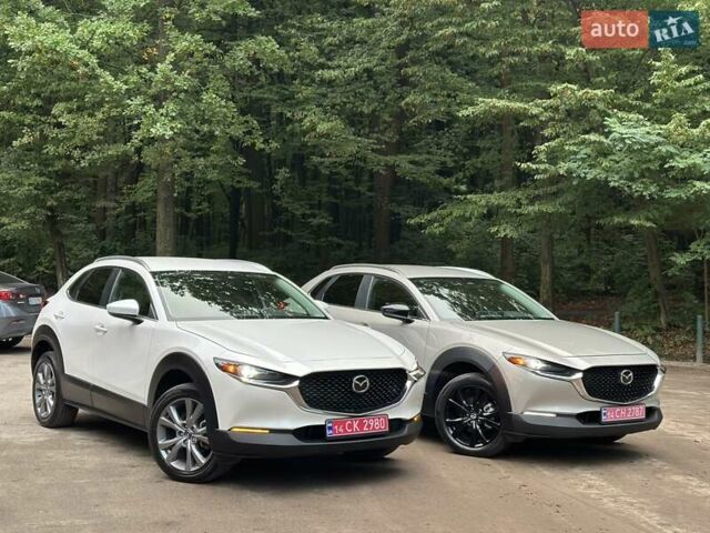 Белый Мазда CX-30, объемом двигателя 2.5 л и пробегом 33 тыс. км за 20900 $, фото 2 на Automoto.ua