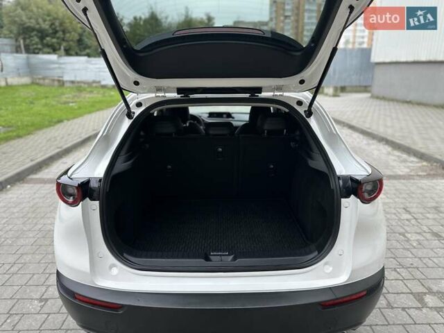 Белый Мазда CX-30, объемом двигателя 2.5 л и пробегом 33 тыс. км за 20900 $, фото 35 на Automoto.ua