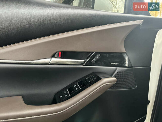Білий Мазда CX-30, об'ємом двигуна 2 л та пробігом 35 тис. км за 27500 $, фото 9 на Automoto.ua