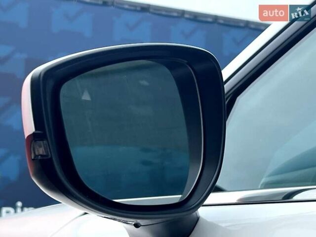 Белый Мазда CX-30, объемом двигателя 2.49 л и пробегом 19 тыс. км за 24500 $, фото 23 на Automoto.ua