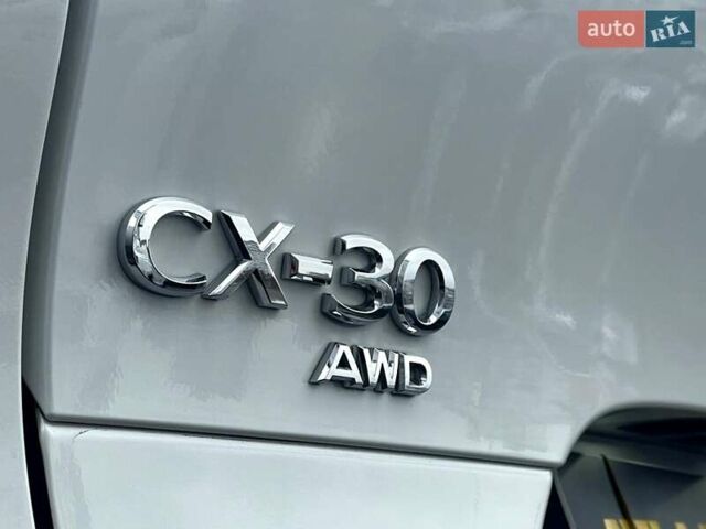 Белый Мазда CX-30, объемом двигателя 2.49 л и пробегом 19 тыс. км за 24500 $, фото 22 на Automoto.ua