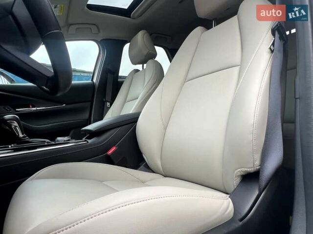 Белый Мазда CX-30, объемом двигателя 2.49 л и пробегом 19 тыс. км за 24500 $, фото 34 на Automoto.ua