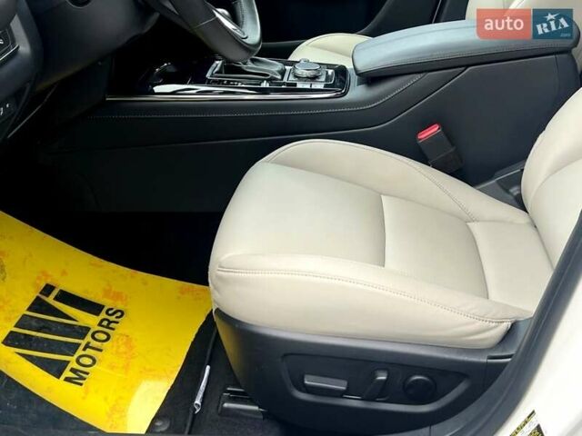 Белый Мазда CX-30, объемом двигателя 2.49 л и пробегом 19 тыс. км за 24500 $, фото 32 на Automoto.ua