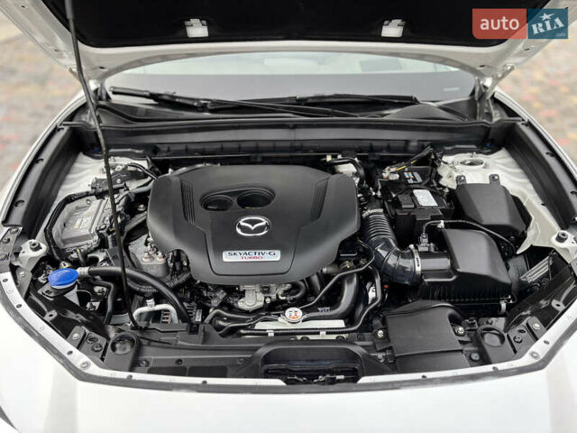 Белый Мазда CX-30, объемом двигателя 2.5 л и пробегом 4 тыс. км за 24999 $, фото 34 на Automoto.ua
