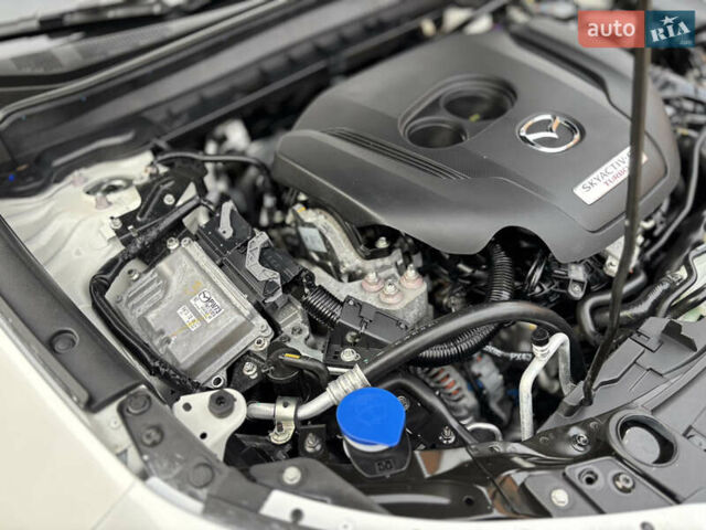 Белый Мазда CX-30, объемом двигателя 2.5 л и пробегом 4 тыс. км за 24999 $, фото 35 на Automoto.ua