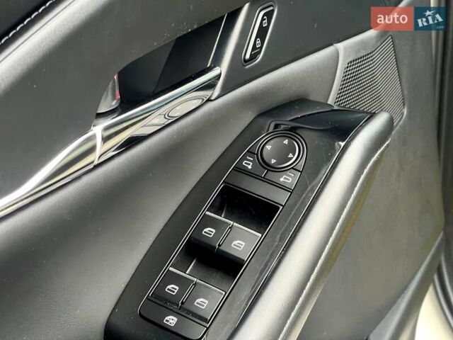 Белый Мазда CX-30, объемом двигателя 2.49 л и пробегом 19 тыс. км за 24500 $, фото 31 на Automoto.ua