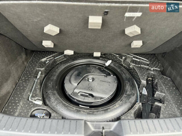 Белый Мазда CX-30, объемом двигателя 2.5 л и пробегом 4 тыс. км за 24999 $, фото 28 на Automoto.ua