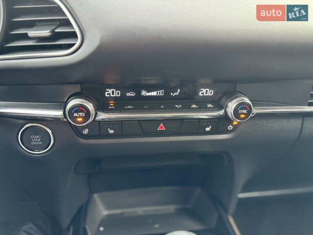 Белый Мазда CX-30, объемом двигателя 2.5 л и пробегом 4 тыс. км за 24999 $, фото 22 на Automoto.ua