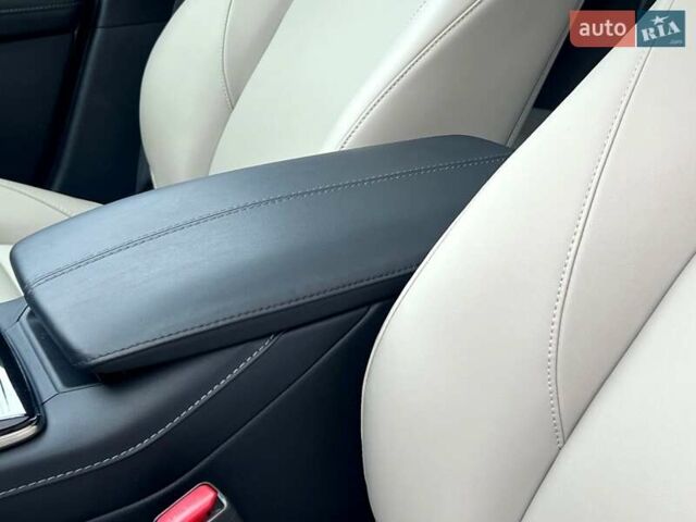 Белый Мазда CX-30, объемом двигателя 2.49 л и пробегом 19 тыс. км за 24500 $, фото 36 на Automoto.ua