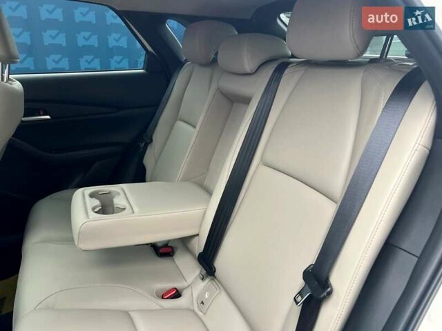 Белый Мазда CX-30, объемом двигателя 2.49 л и пробегом 19 тыс. км за 24500 $, фото 55 на Automoto.ua