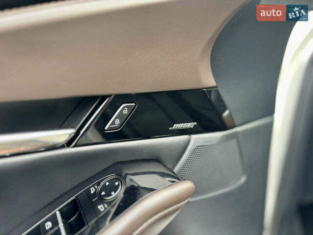 Белый Мазда CX-30, объемом двигателя 2.5 л и пробегом 4 тыс. км за 24999 $, фото 16 на Automoto.ua