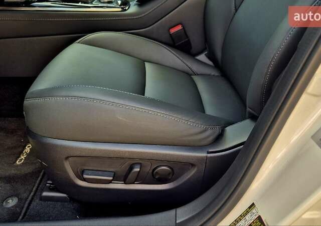 Белый Мазда CX-30, объемом двигателя 2.49 л и пробегом 8 тыс. км за 24700 $, фото 14 на Automoto.ua