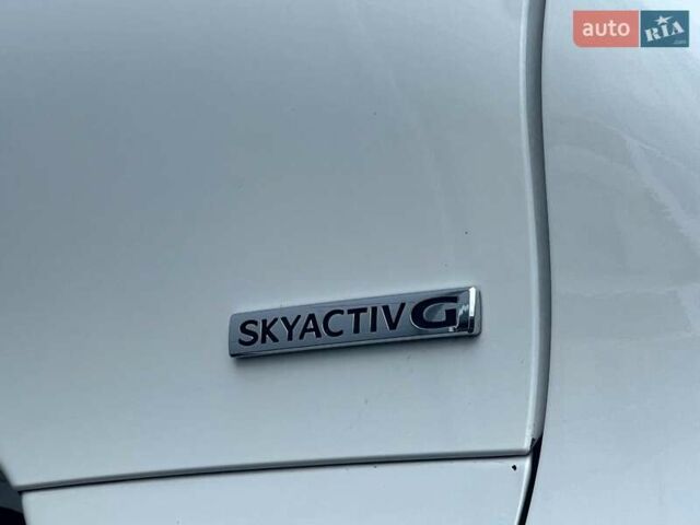 Белый Мазда CX-30, объемом двигателя 2.49 л и пробегом 19 тыс. км за 24500 $, фото 21 на Automoto.ua