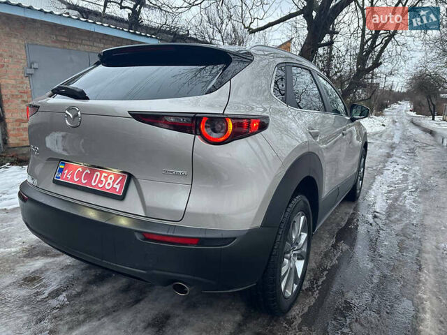 Бежевый Мазда CX-30, объемом двигателя 2.5 л и пробегом 94 тыс. км за 22999 $, фото 3 на Automoto.ua