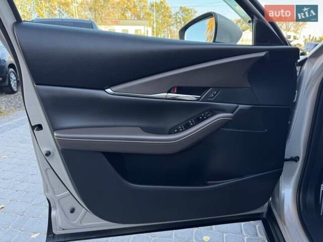 Бежевий Мазда CX-30, об'ємом двигуна 2 л та пробігом 32 тис. км за 26300 $, фото 28 на Automoto.ua