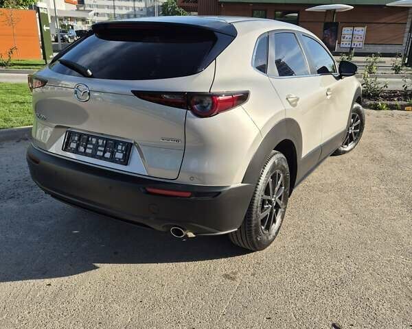 Бежевый Мазда CX-30, объемом двигателя 2 л и пробегом 12 тыс. км за 27800 $, фото 3 на Automoto.ua