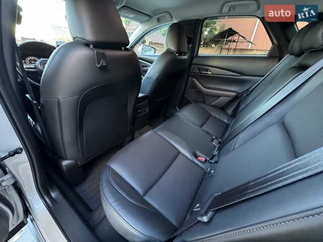 Бежевий Мазда CX-30, об'ємом двигуна 2 л та пробігом 32 тис. км за 26300 $, фото 2 на Automoto.ua