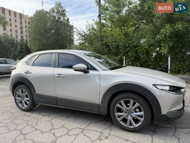 Бежевый Мазда CX-30, объемом двигателя 2 л и пробегом 4 тыс. км за 26999 $, фото 3 на Automoto.ua